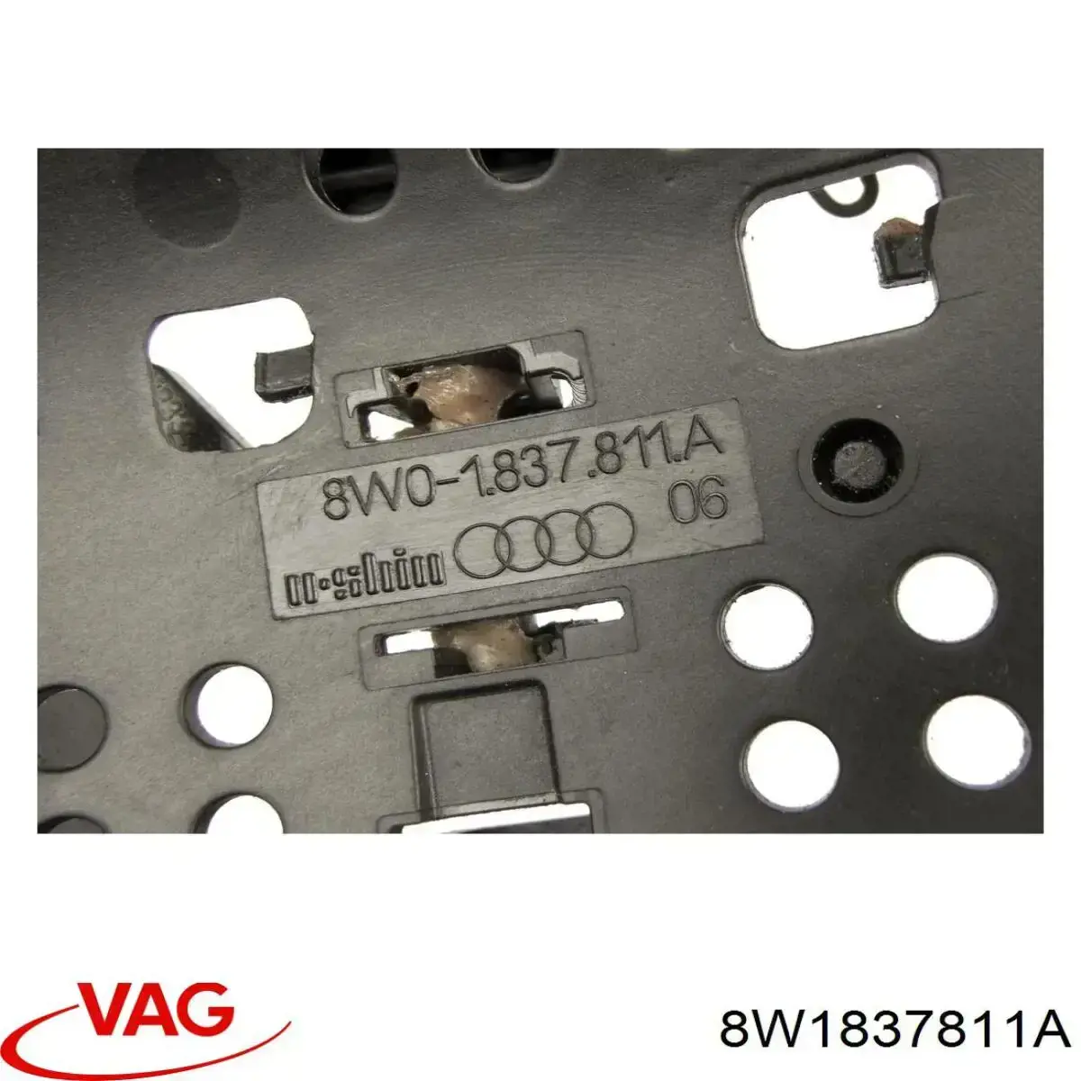 8W1837811A VAG Pałąk zewnętrznej klamki drzwi przednich lewej