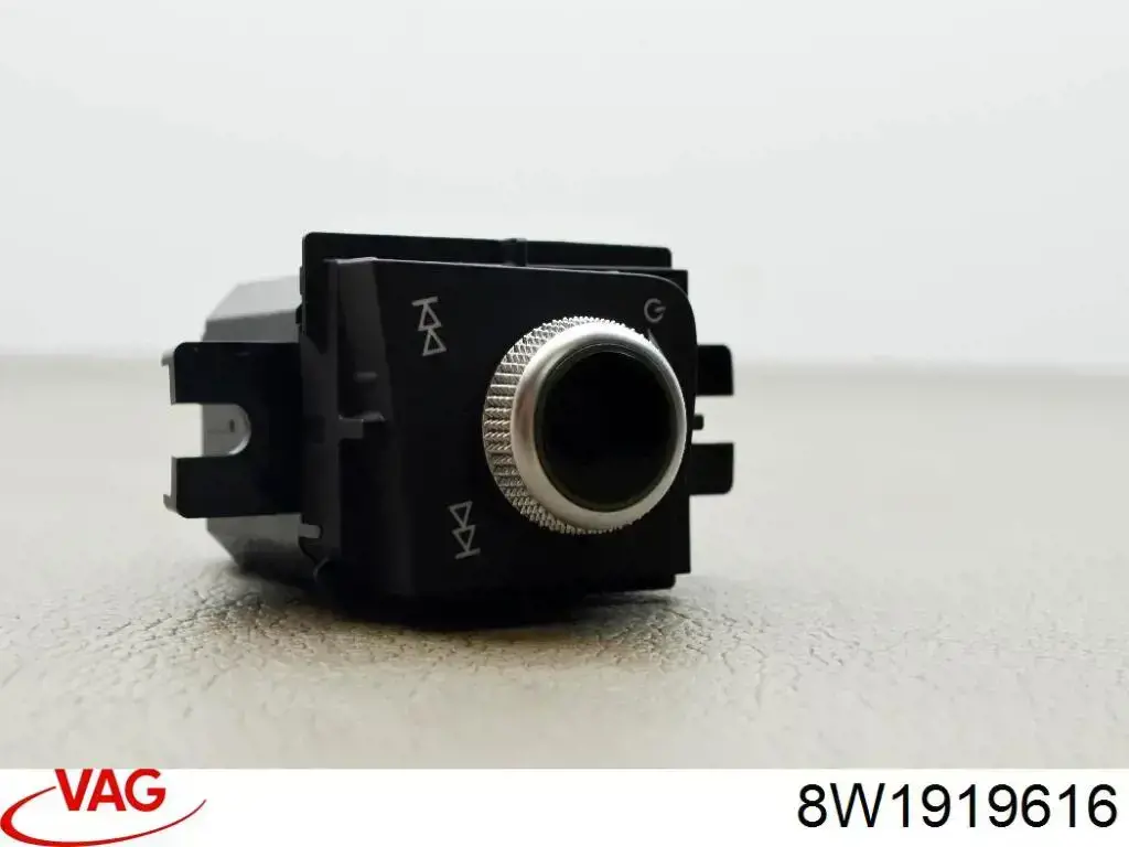 Blok sterowania multimedialny Audi A4 Avant B9 (8W5, 8WD)