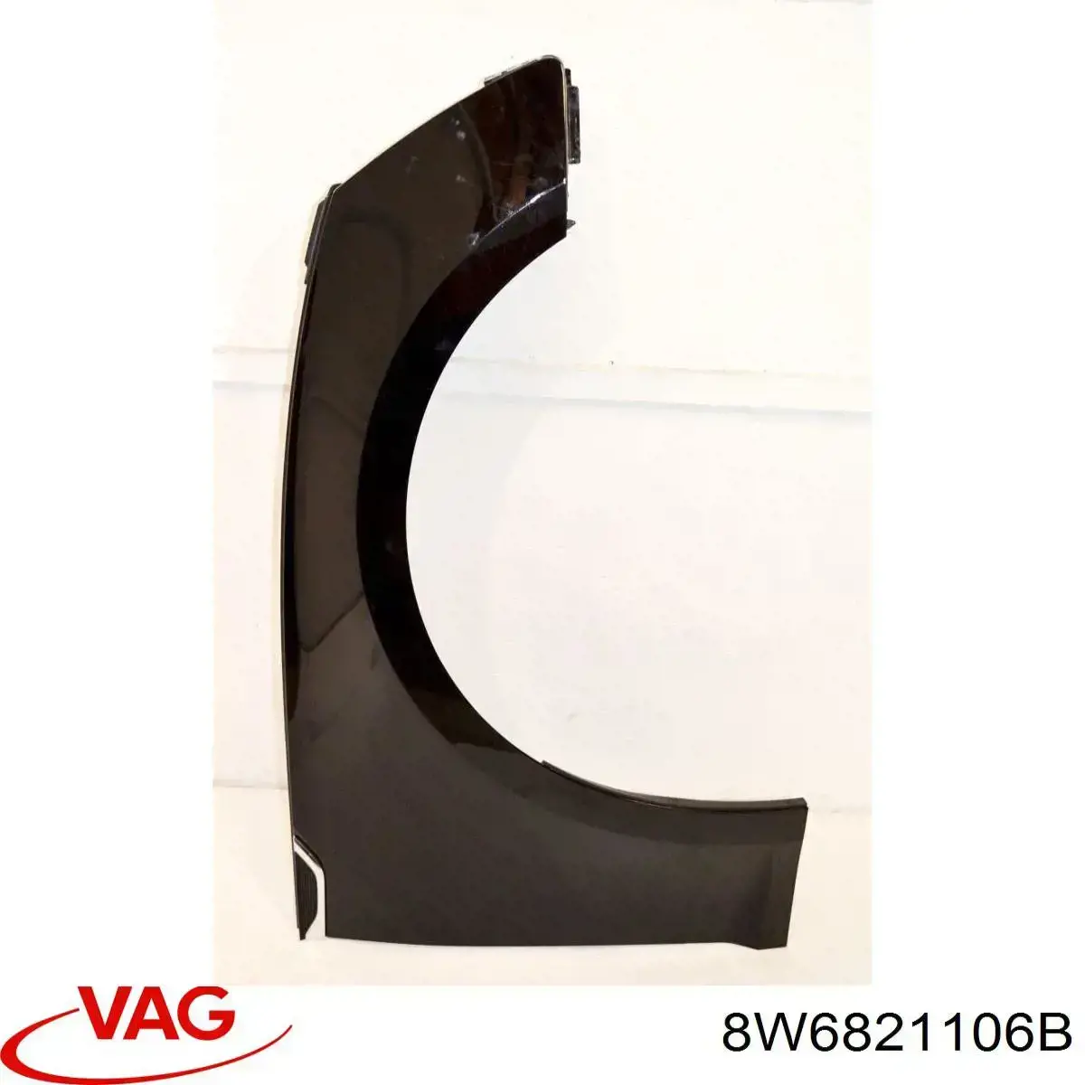 Błotnik przedni prawy VAG 8W6821106B cena, od 295,80 USD
