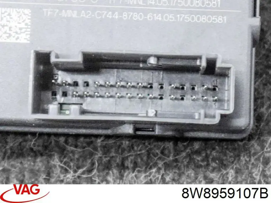 8W8959107B VAG Sterownik klapy bagażnika (3/5 drzwi tylnych)