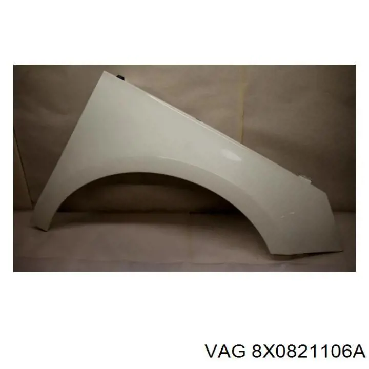 Błotnik przedni prawy VAG 8X0821106A cena, od 238,36 USD