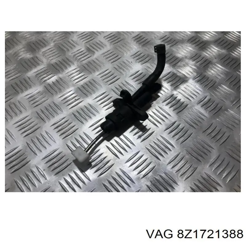 Cylinder sprzęgła główny do Audi A2  8Z0