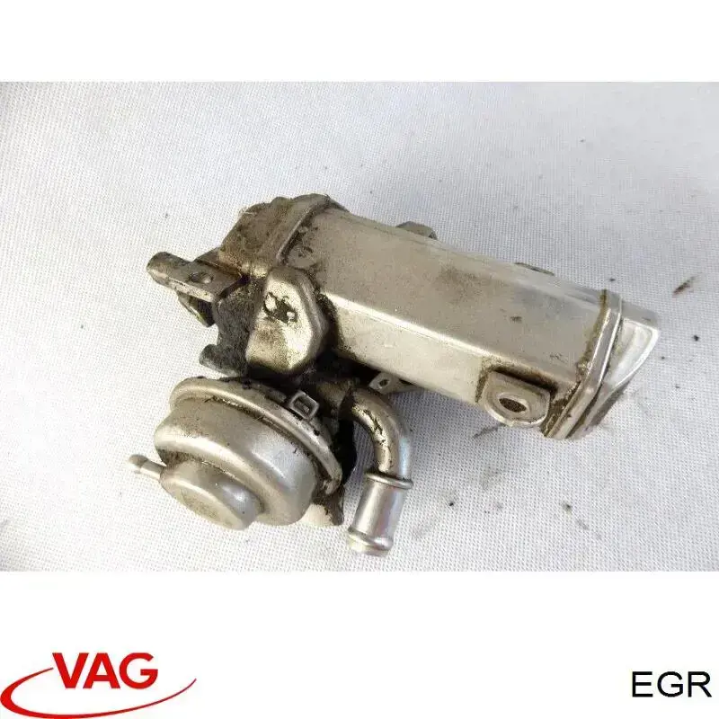 Do koszyka Mechaniczna skrzynia biegów w komplecie Audi A3  8L1