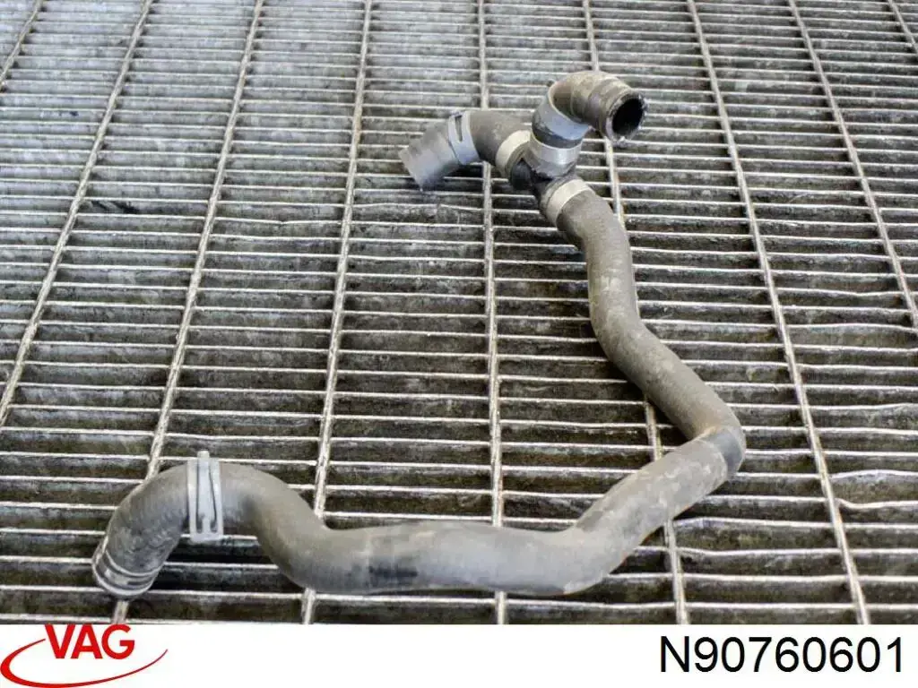 Do koszyka N90760601 VAG Kołnierz układu chłodzenia (trójnik)