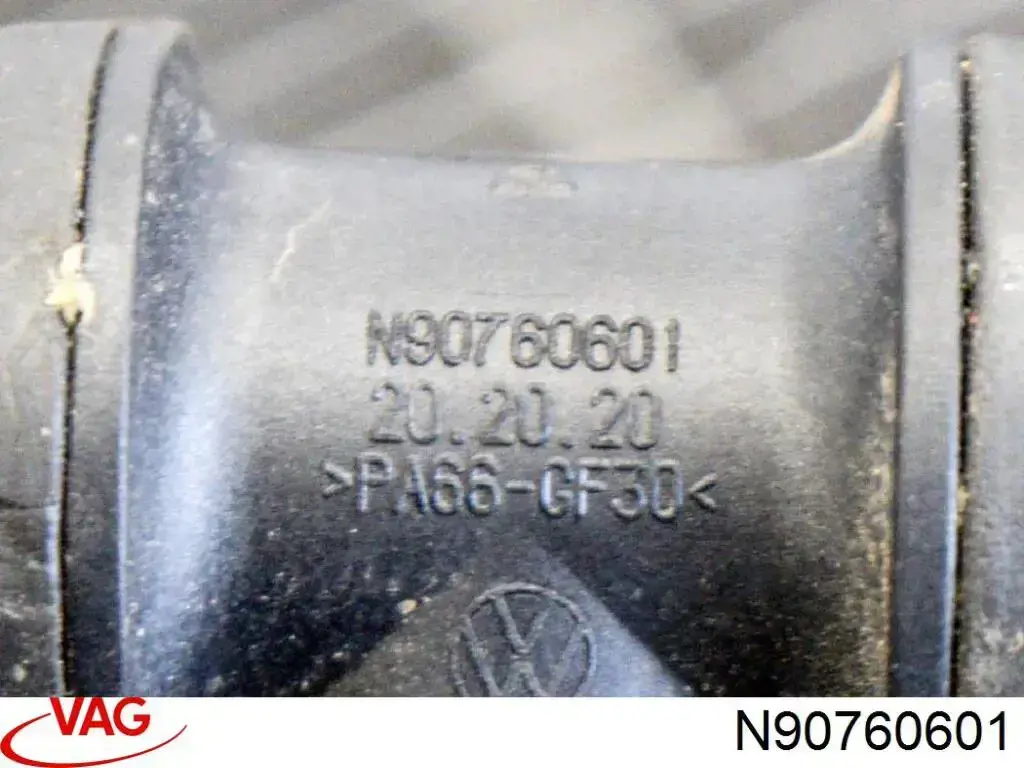 Kołnierz układu chłodzenia (trójnik) N90760601 VAG