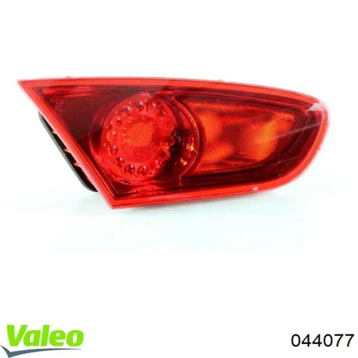 Lampa zespolona tylna lewa wewnętrzna VAG 1P0945107F cena, od 76,62 USD