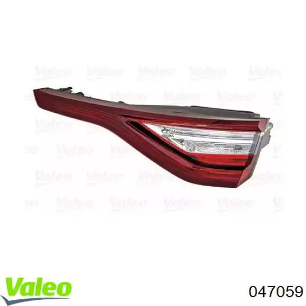 047059 VALEO Lampa zespolona tylna lewa wewnętrzna