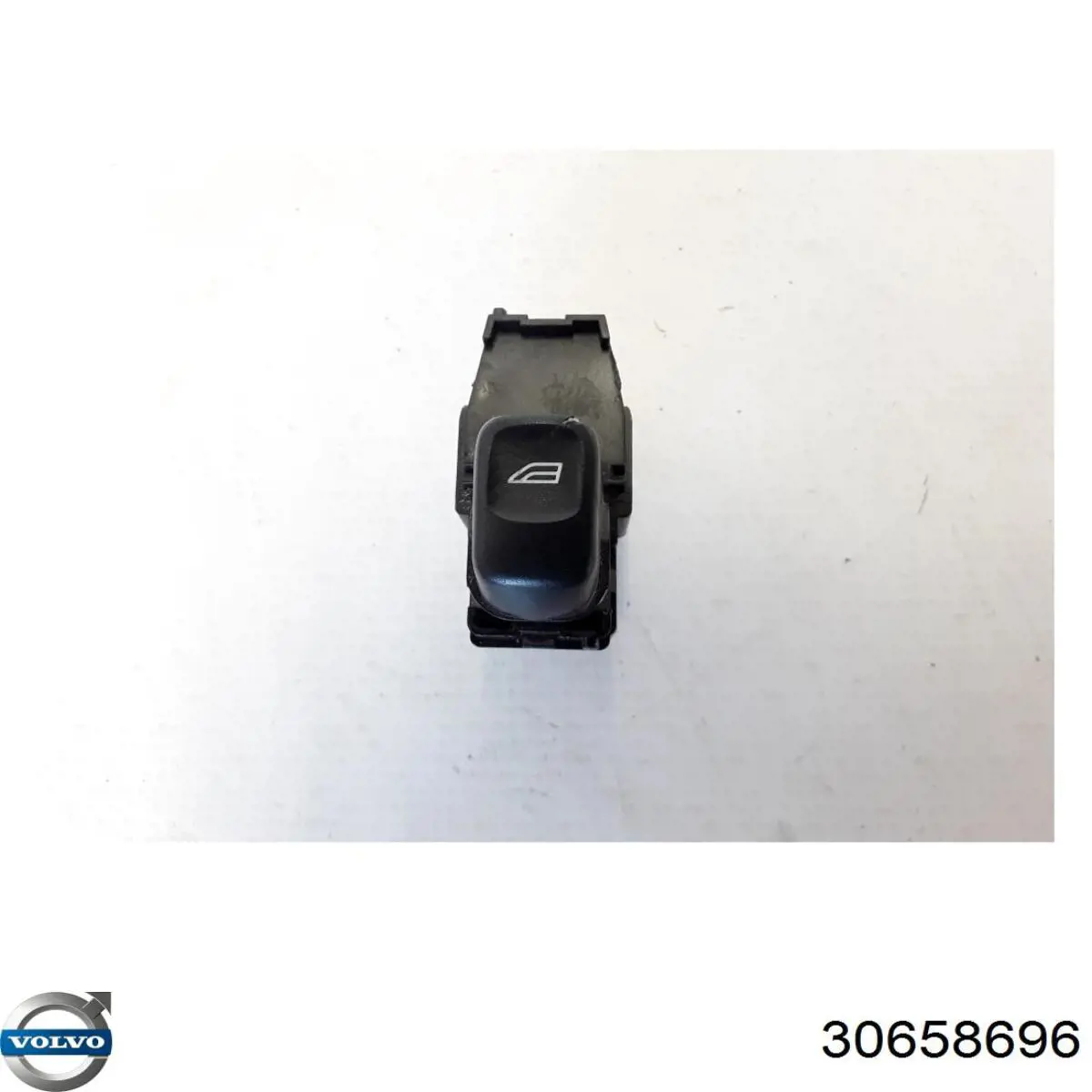 Włącznik przyciskowy podnośnika szyby tylny Volvo 30658696 cena, od 30,65 USD