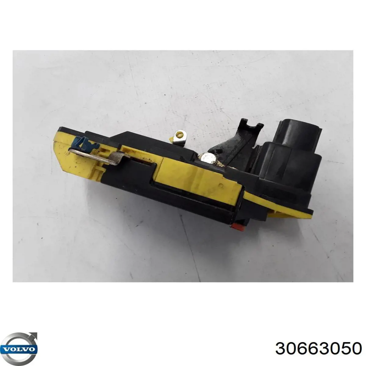 Zamek drzwi tylnych prawych Volvo XC90 SUV (2002 - 2014) cena, od 76,92 USD