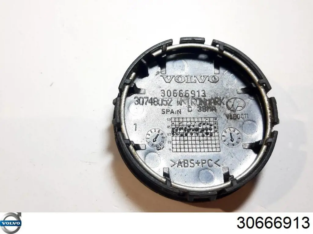 Kołpak do obręczy koła Volvo V40 kombi (VW) (1995 - 2004) cena, od 69,11 USD