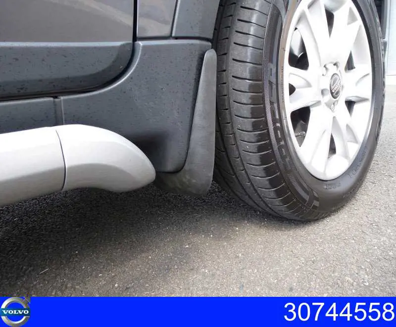  Chlapacze tylne, komplet Volvo XC90 