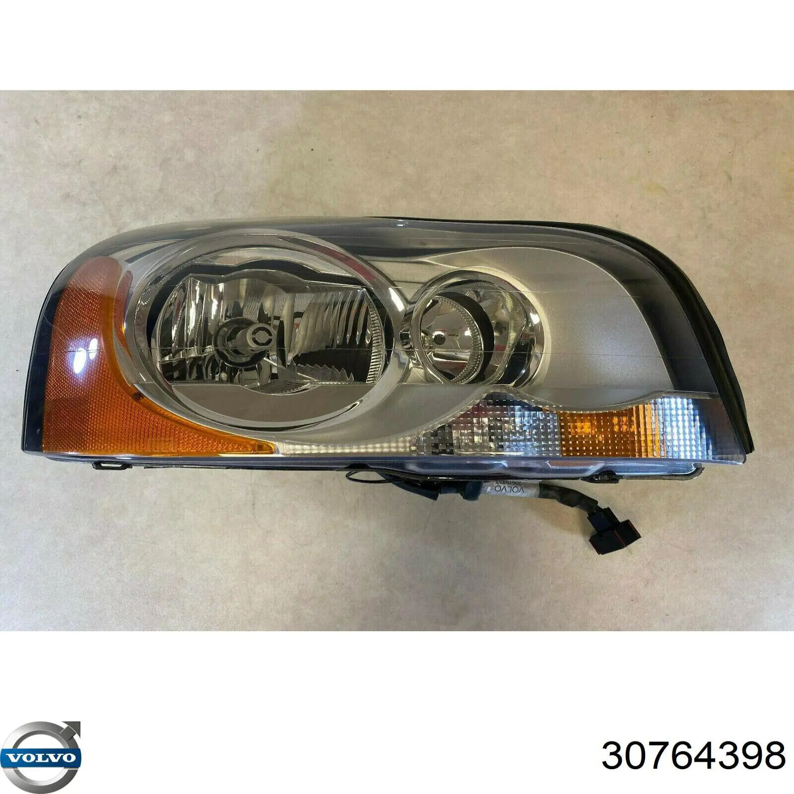 Do koszyka 30698814 Volvo Reflektor prawy