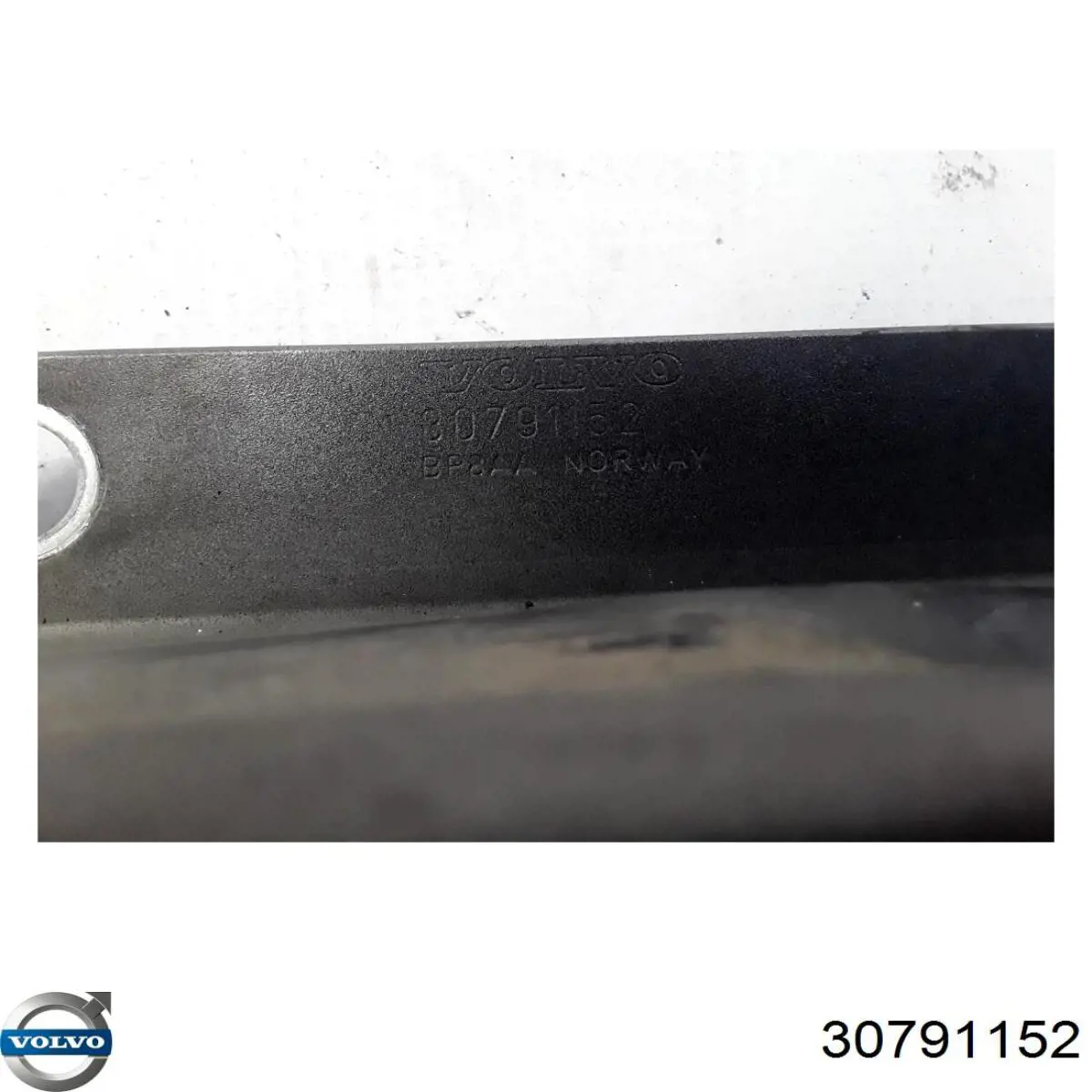 30791152 Volvo Wzmocnienie zderzaka przedniego