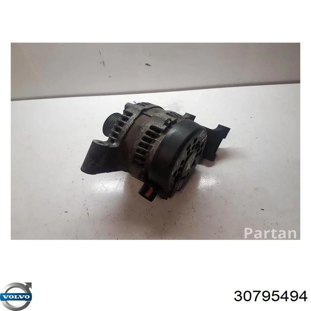 Koło pasowe alternatora Volvo 30795494 cena, od 42,36 USD