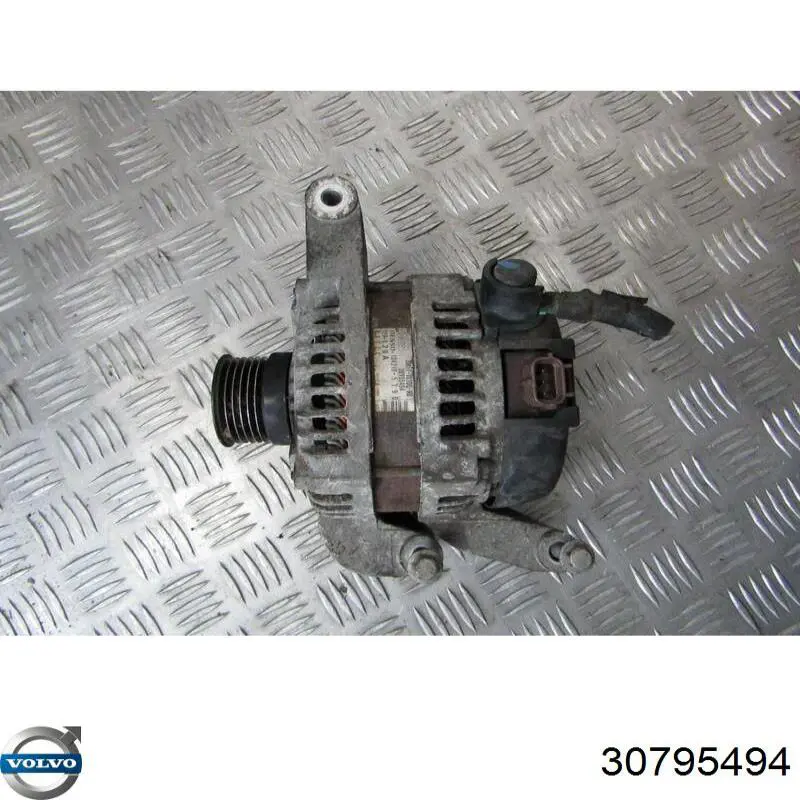 Koło pasowe alternatora 30795494 Volvo