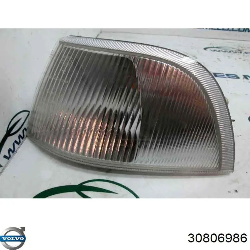 Kierunkowskaz lewy Volvo V40 kombi (VW) (1995 - 2004) cena, od 51,83 USD