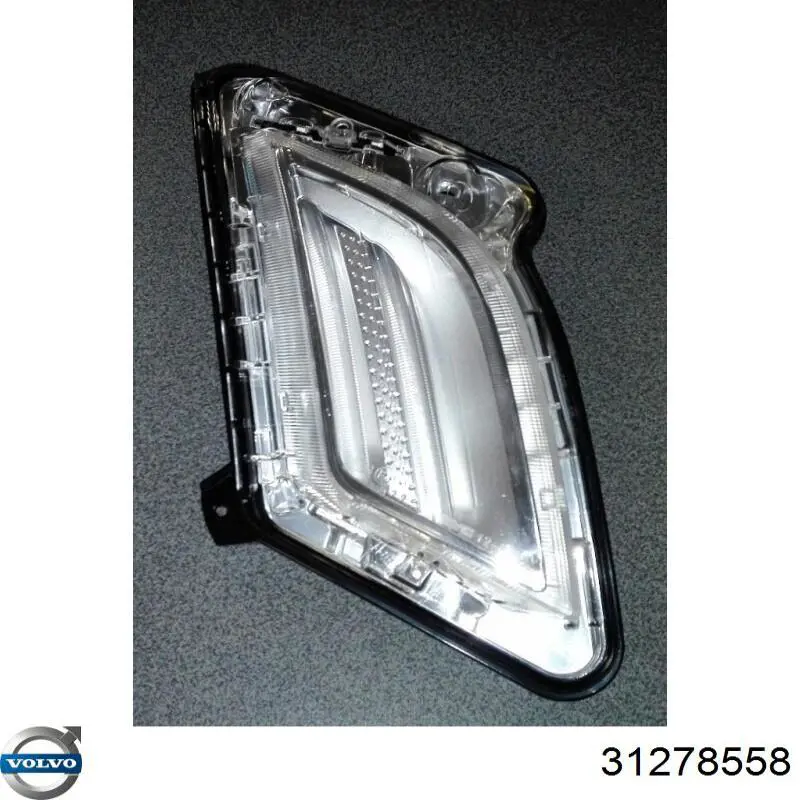Do koszyka 31278558 Volvo Lampa pozycyjna przednia prawa