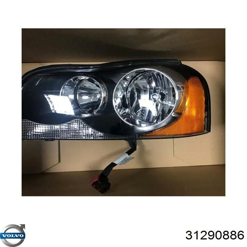 Reflektor lewy Volvo 31290886 cena, od 174,26 USD
