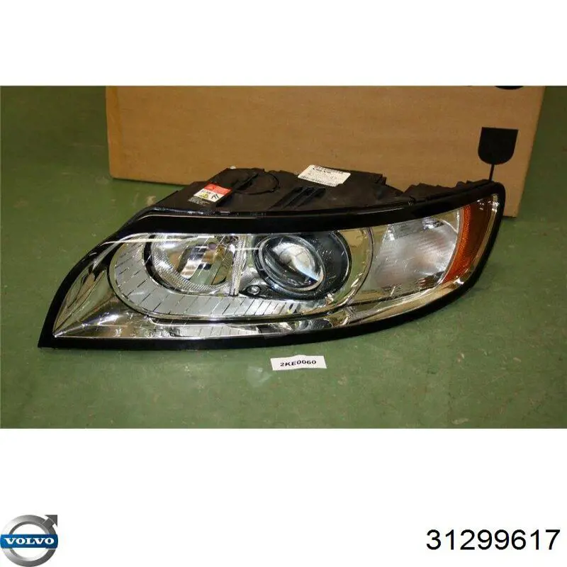 31214750 Volvo Reflektor lewy