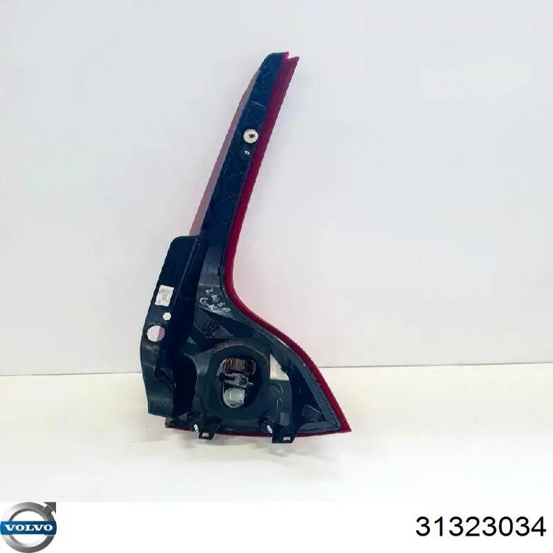 Lampa zespolona tylna lewa Volvo 31323034