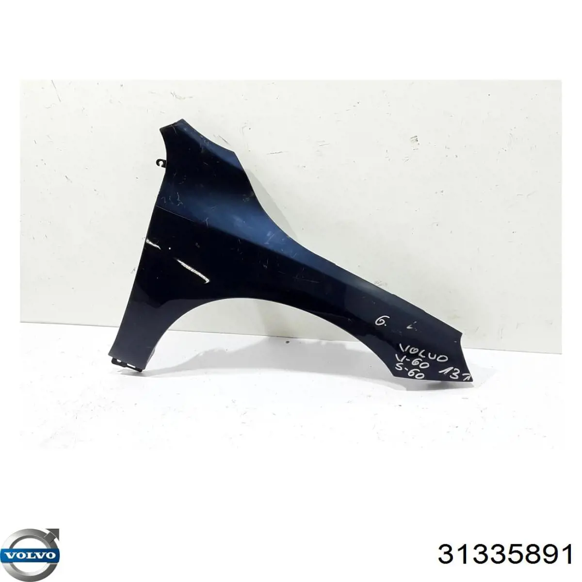 Błotnik przedni prawy 31335891 Volvo