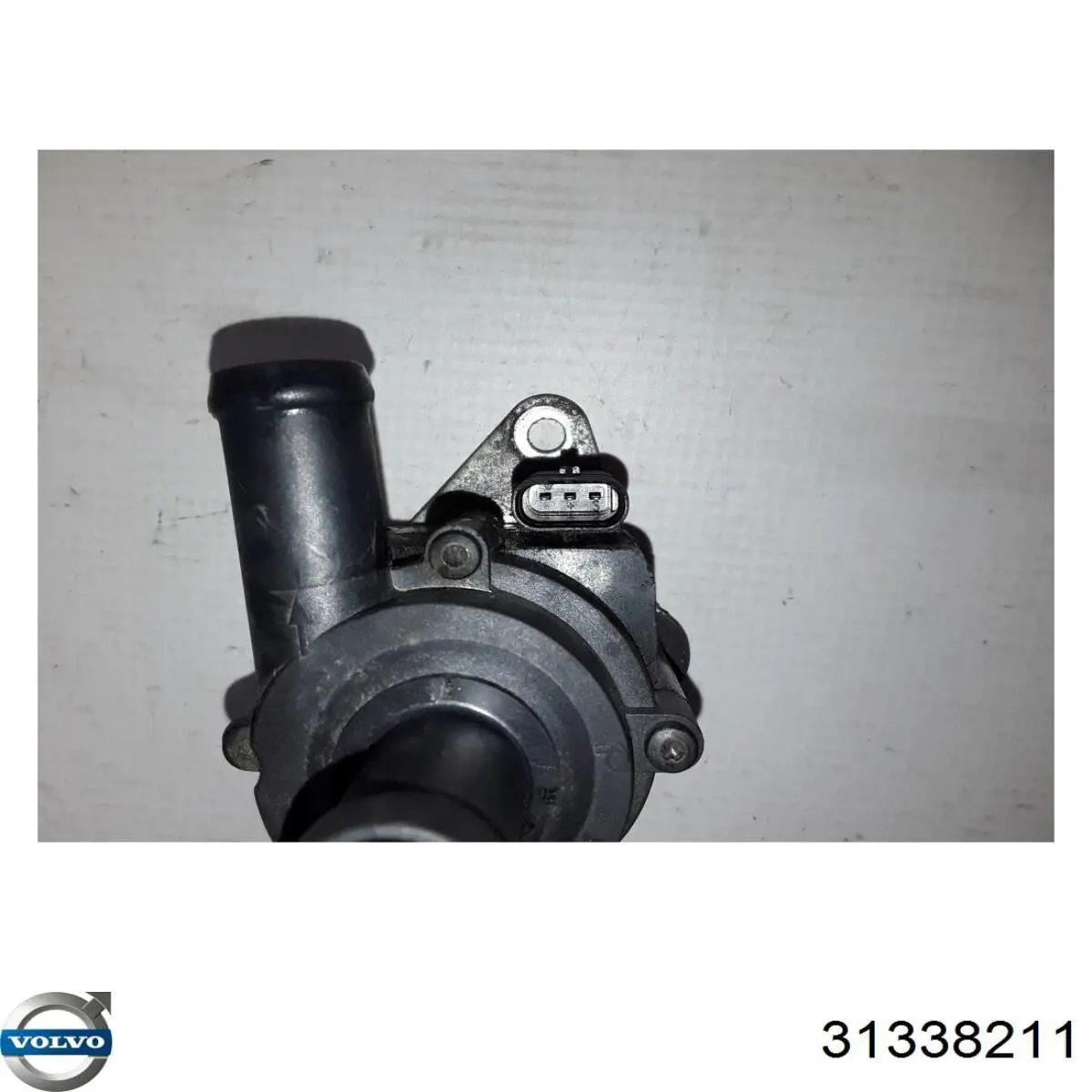 Pompa chłodzenia wodą, dodatkowa elektryczna Volvo 31338211 cena, od 87,68 USD