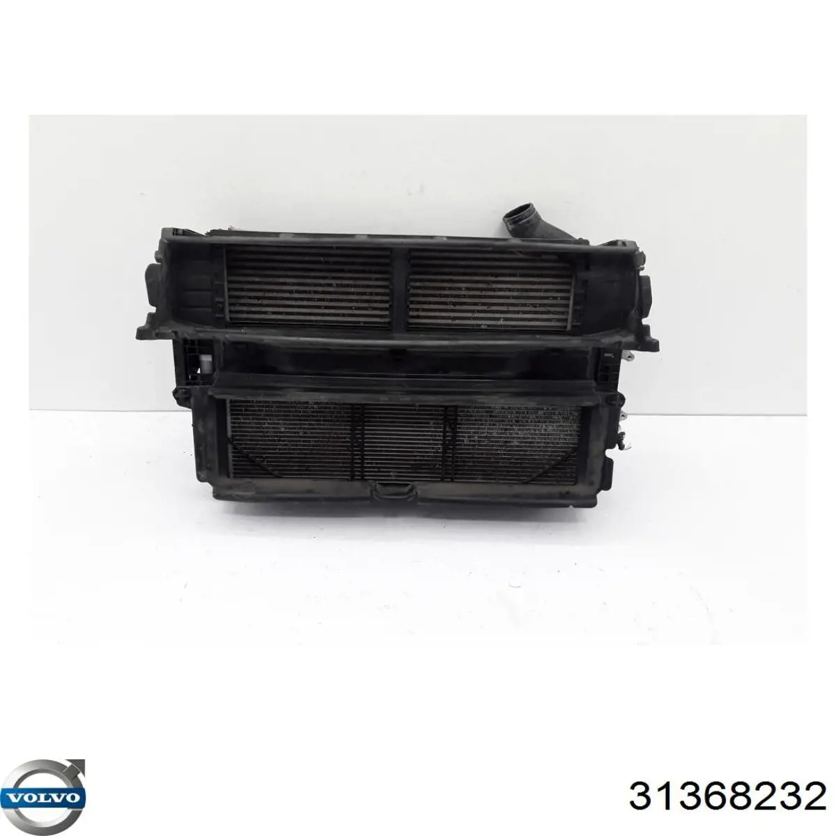 Chłodnica silnika 31368232 Volvo