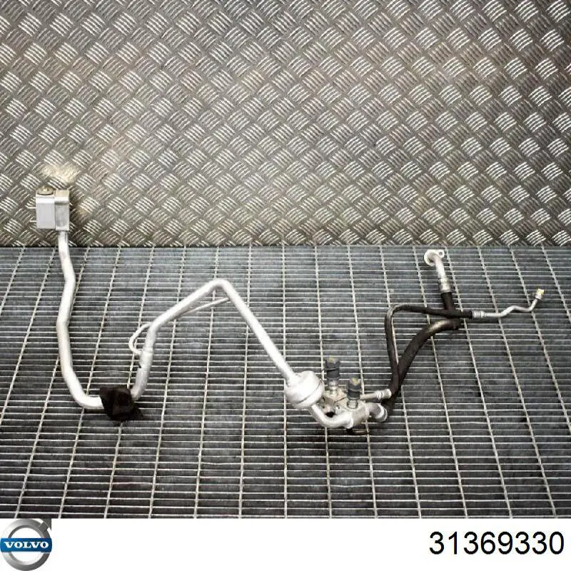 32226905 Volvo Przewód klimatyzacji, od tylnego parownika do sprężarki