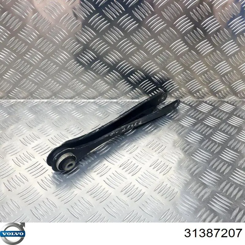 Do koszyka 31387207 Volvo Wahacz zawieszenia tylnego poprzeczny