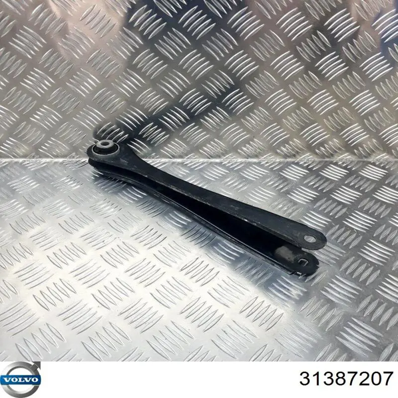 Wahacz zawieszenia tylnego poprzeczny Volvo 31387207 cena, od 50,08 USD