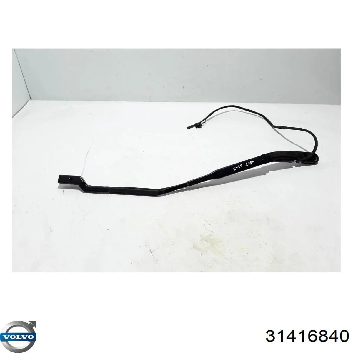 Ramię wycieraczki szyby przedniej 31416840 Volvo