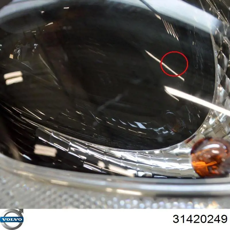 31420249 Volvo Reflektor lewy