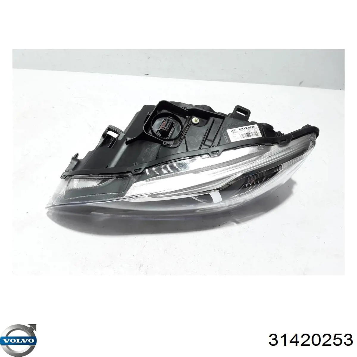 Reflektor lewy Volvo 31420253 cena, od 94,11 USD