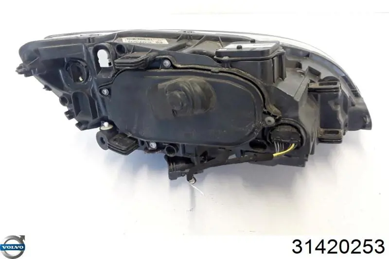 Reflektor lewy Volvo 31420253 cena, od 94,11 USD