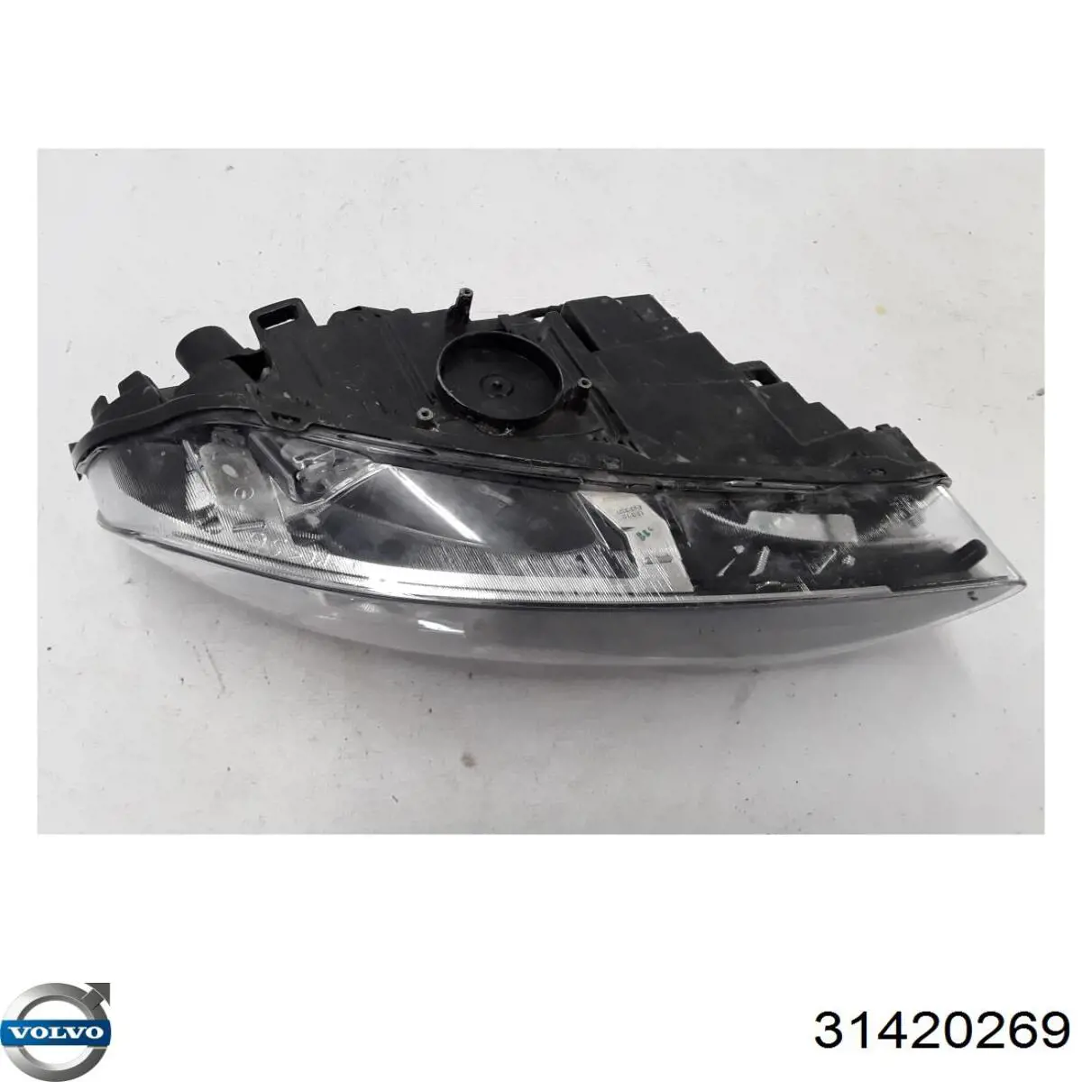 Reflektor lewy Volvo 31420269 cena, od 429,74 USD