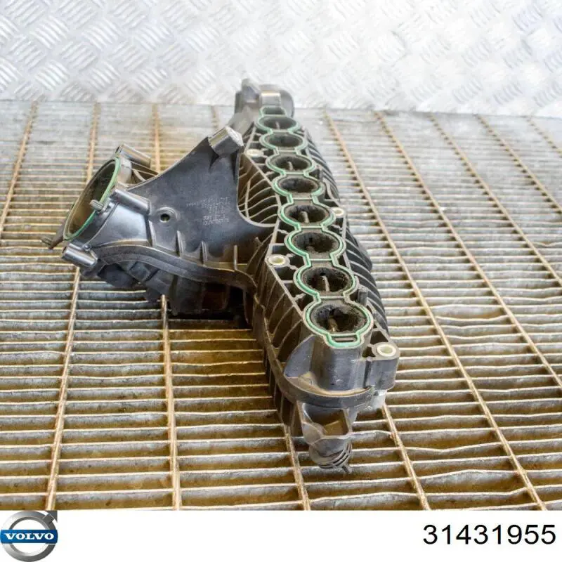 Kolektor ssący Volvo 31431955 cena, od 182,40 USD