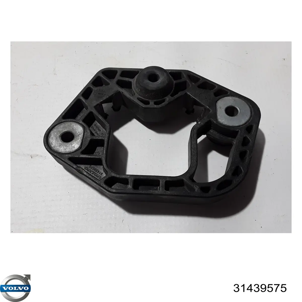 31439575 Volvo Przewód (króciec) intercoolera