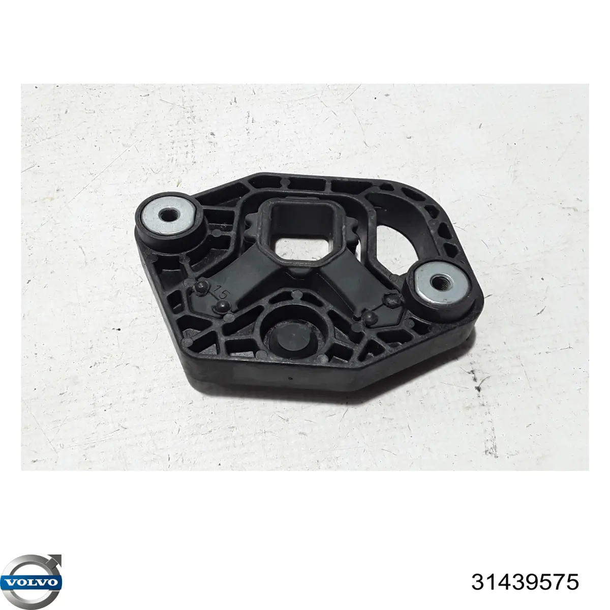 Do koszyka 31439575 Volvo Przewód (króciec) intercoolera