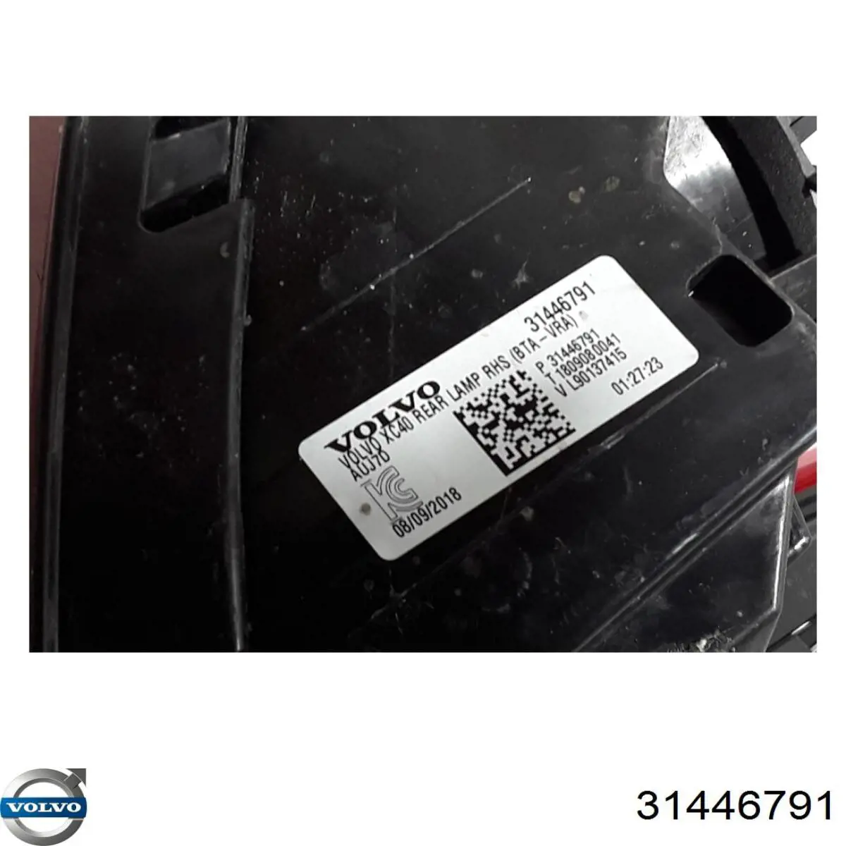 Do koszyka Lampa zespolona tylna prawa Volvo XC40  536