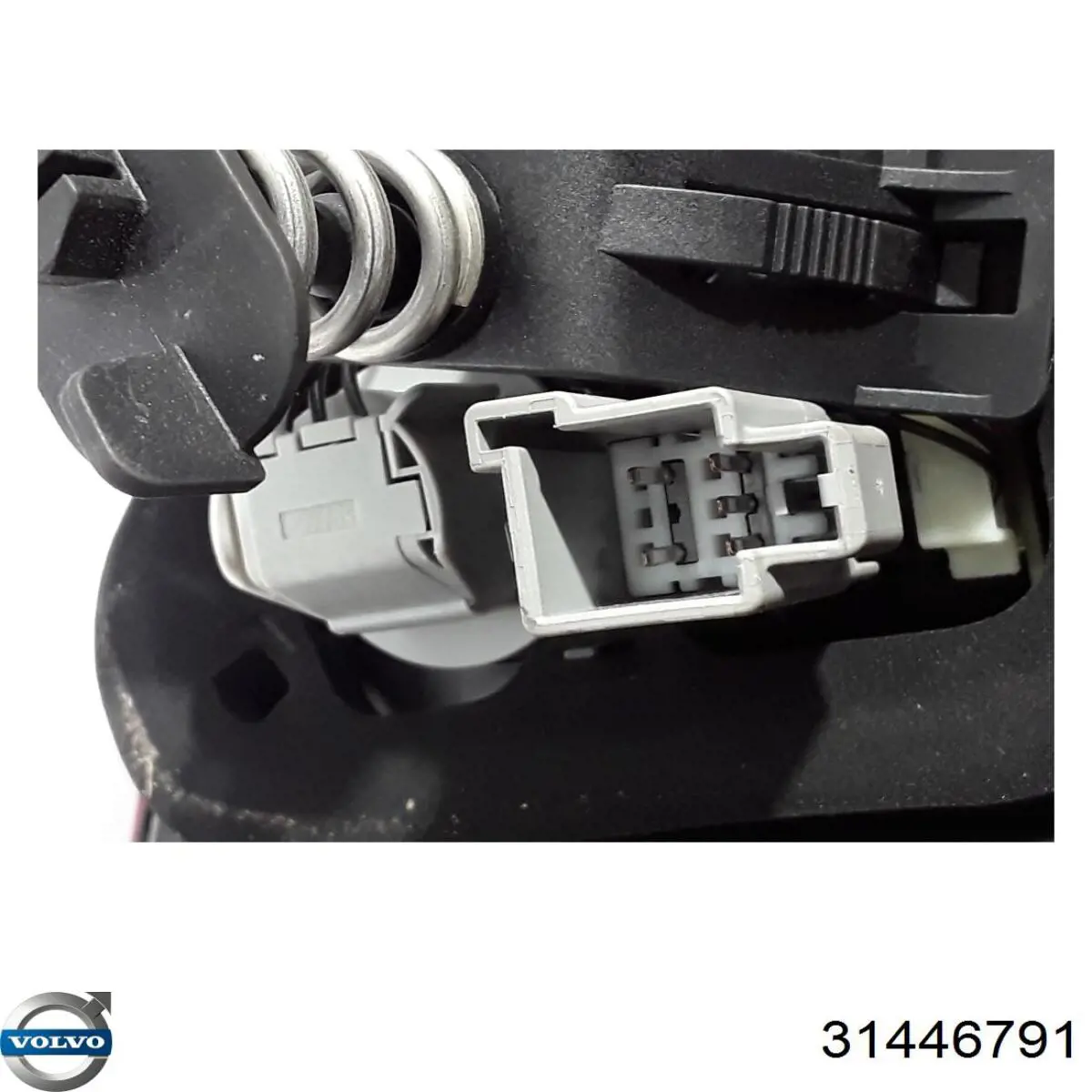  Lampa zespolona tylna prawa Volvo XC40 