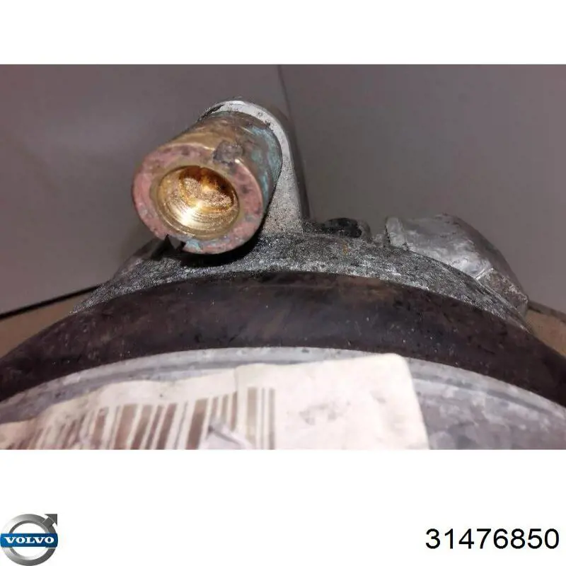 Amortyzator przedni lewy Volvo 32269548 cena, od 571,35 USD