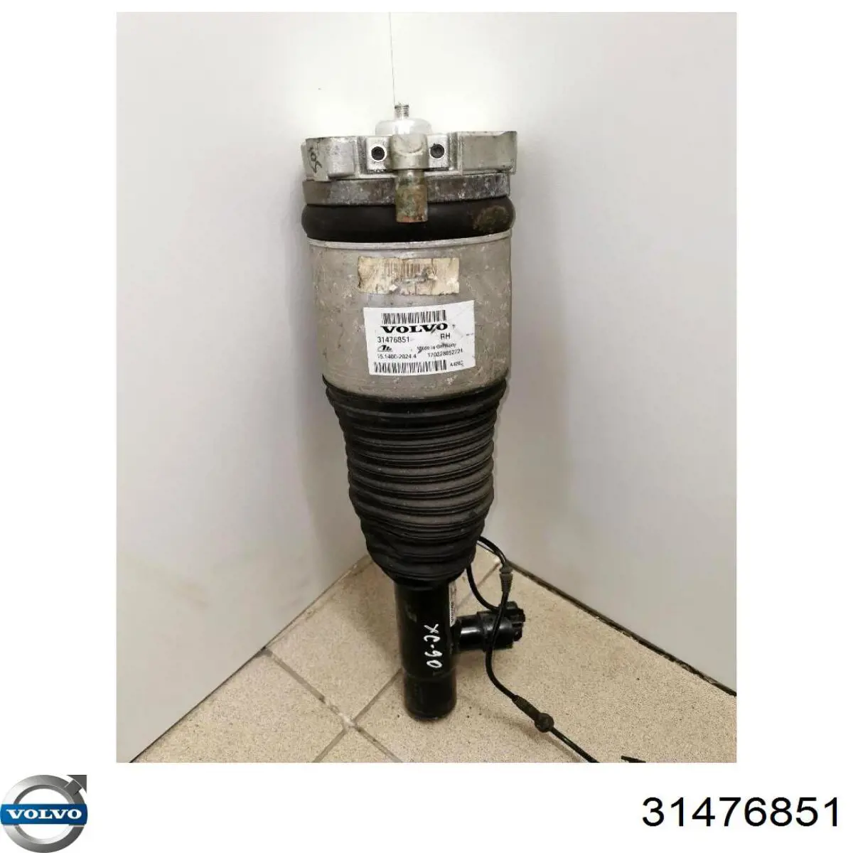 Amortyzator przedni prawy Volvo 31658904 cena, od 630,99 USD