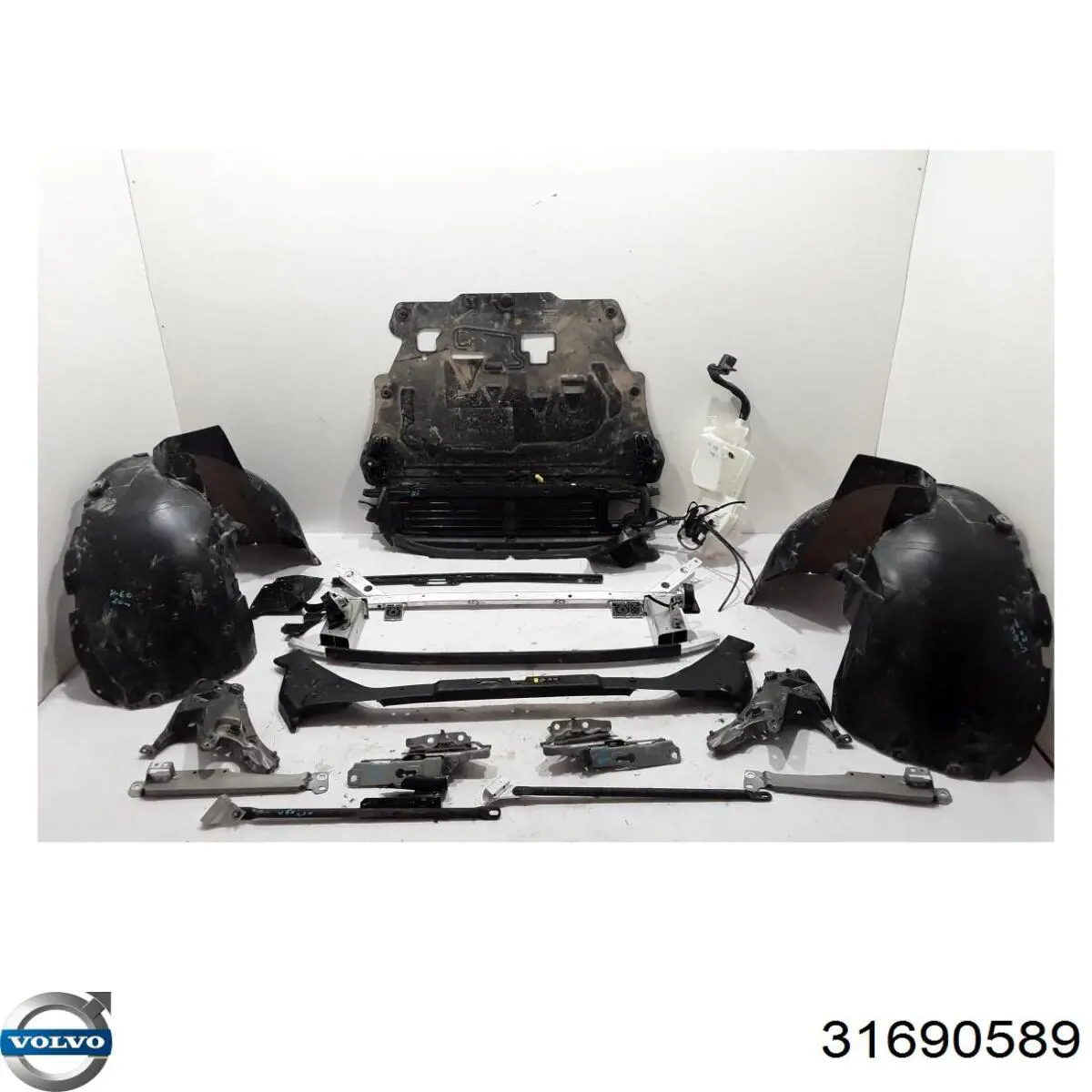 31690589 Volvo 
