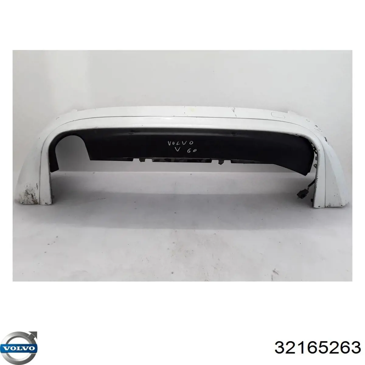 Do koszyka 32165263 Volvo Zderzak tylny