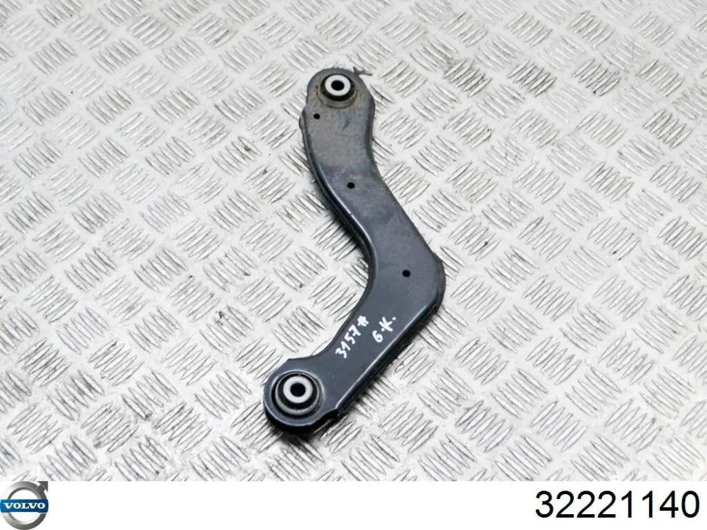 Do koszyka 32221140 Volvo Wahacz zawieszenia tylnego poprzeczny