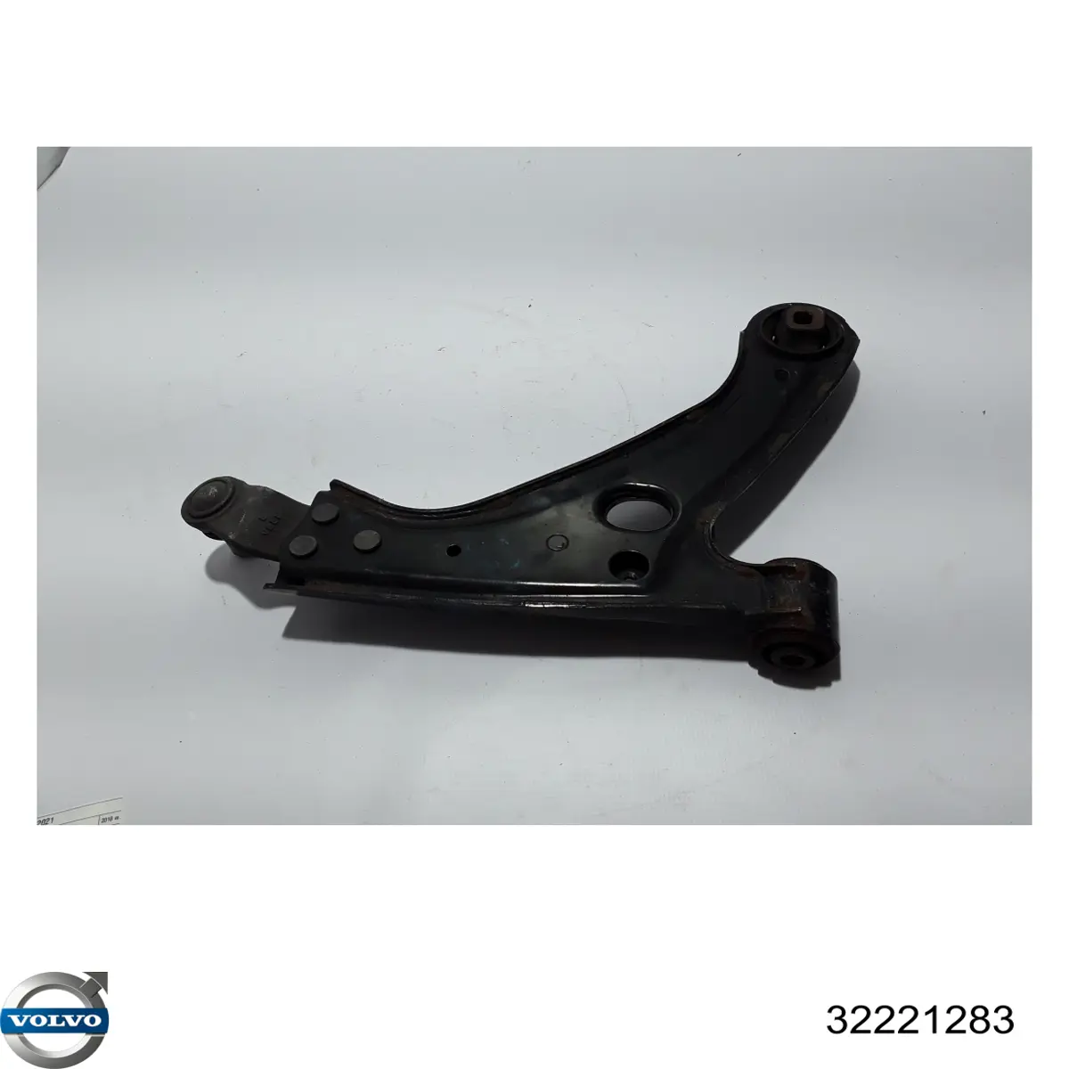 Wahacz zawieszenia przedniego dolny lewy Volvo 32221283 cena, od 116,65 USD