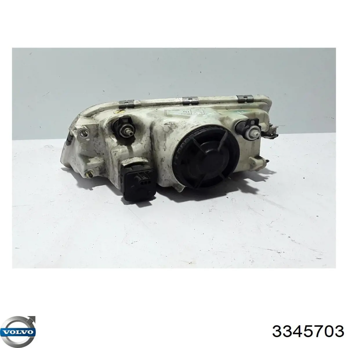 Do koszyka Reflektor prawy Volvo V40  VW