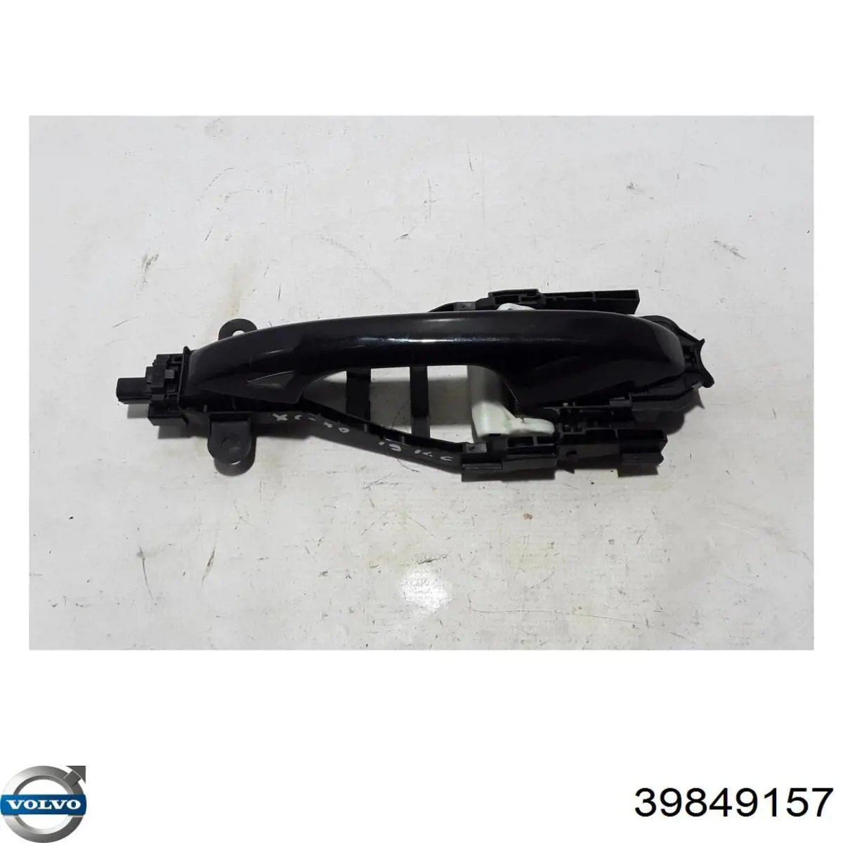 Klamka drzwi lewych zewnętrzna przednia/tylna Volvo 39849157 cena, od 86,83 USD
