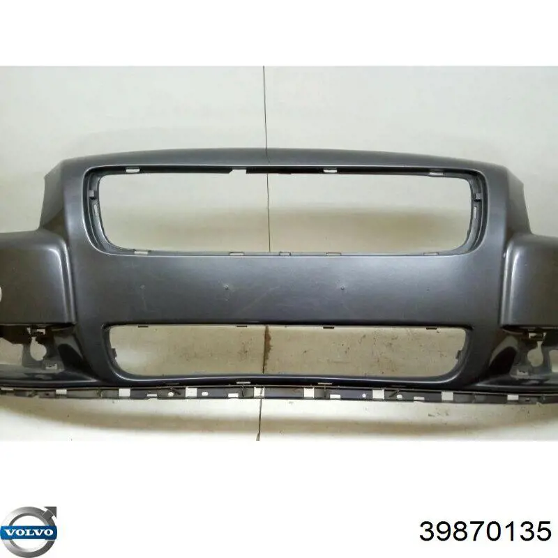 Zderzak przedni Volvo 39870135 cena, od 262,20 USD