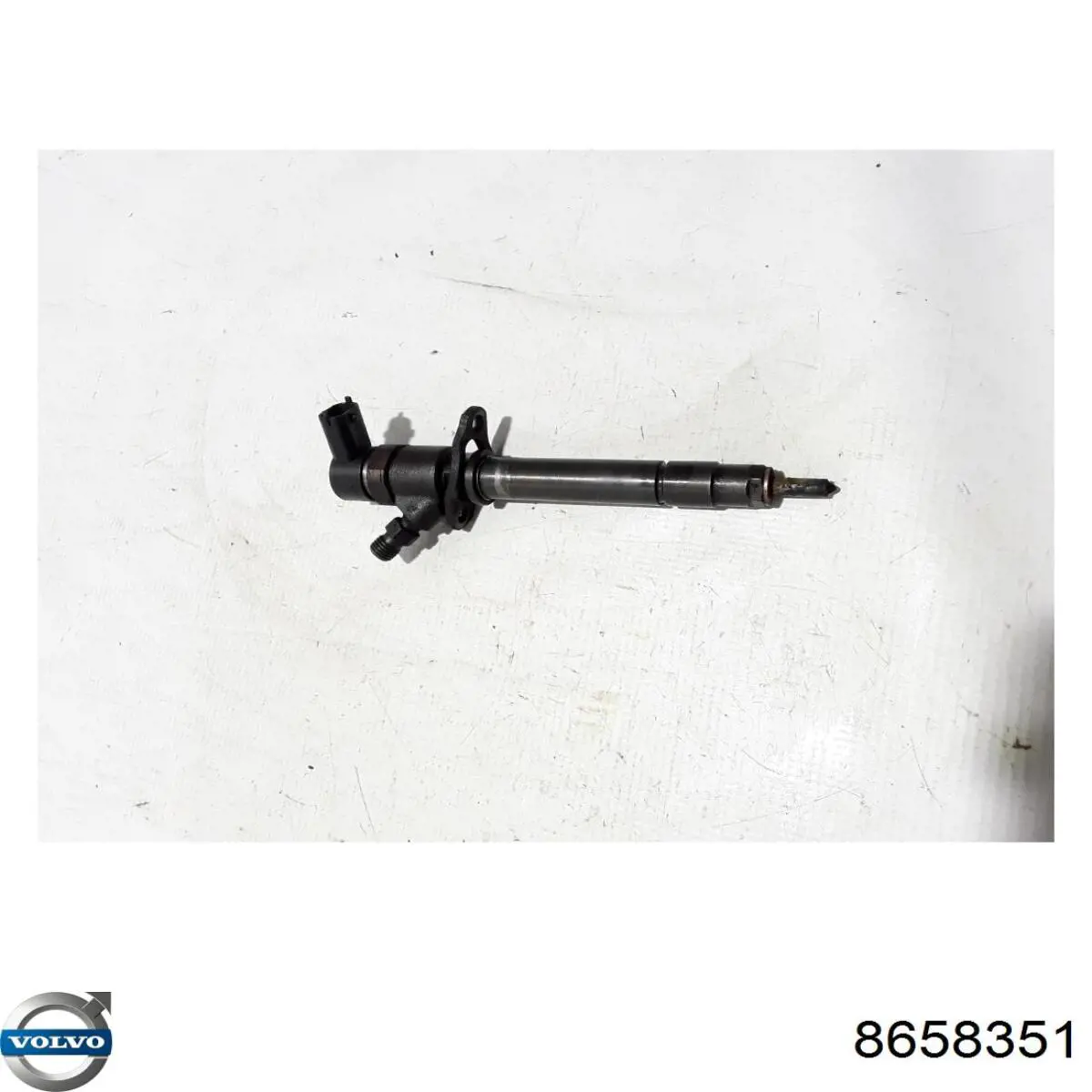 Wtryskiwacz paliwa Volvo 8658351